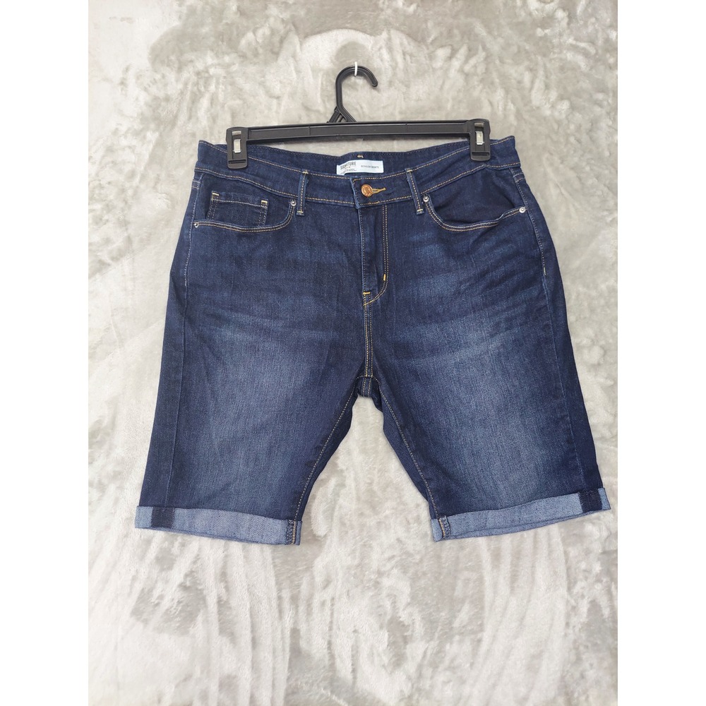 Signature Levi Strauss Gold Label Womens Bermuda Shorts Dark Wash Size 14 W32
